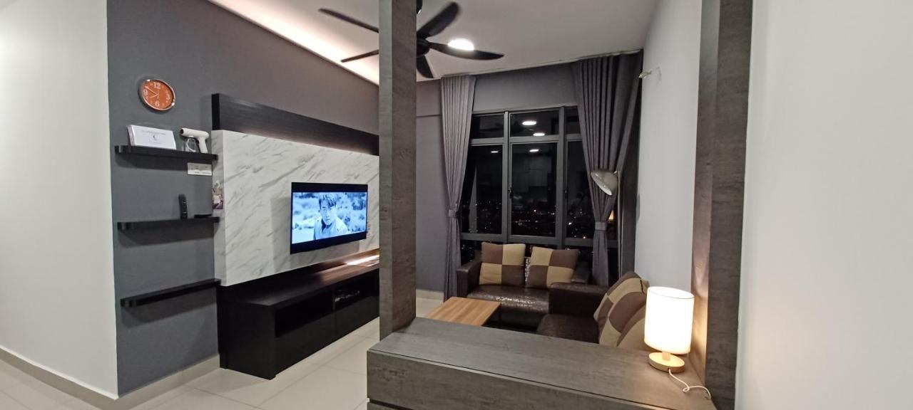 Apartamento Modern Lifestyle Arc Austin Hills Johor Bahru Exterior foto